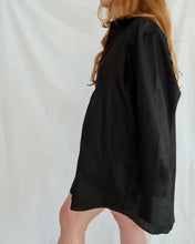 Load image into Gallery viewer, Ren Oversized Shirt in Midnight

